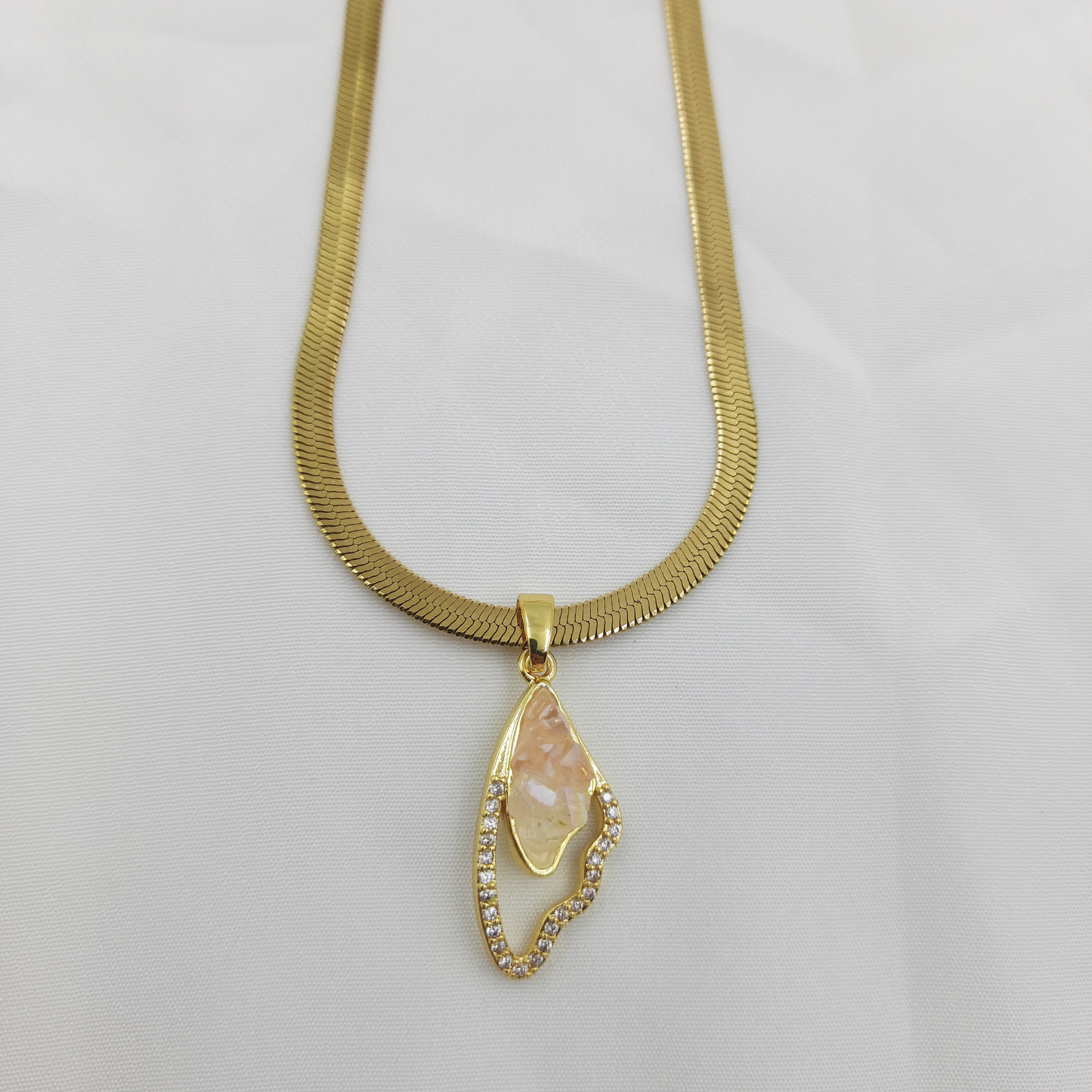 PASTELSTONE NECKLACE