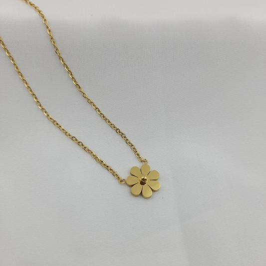 DAISY FLOWER PENDANT