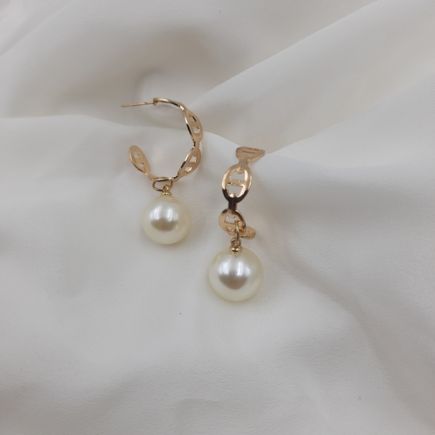 PEARL DROP HOOP EARRING