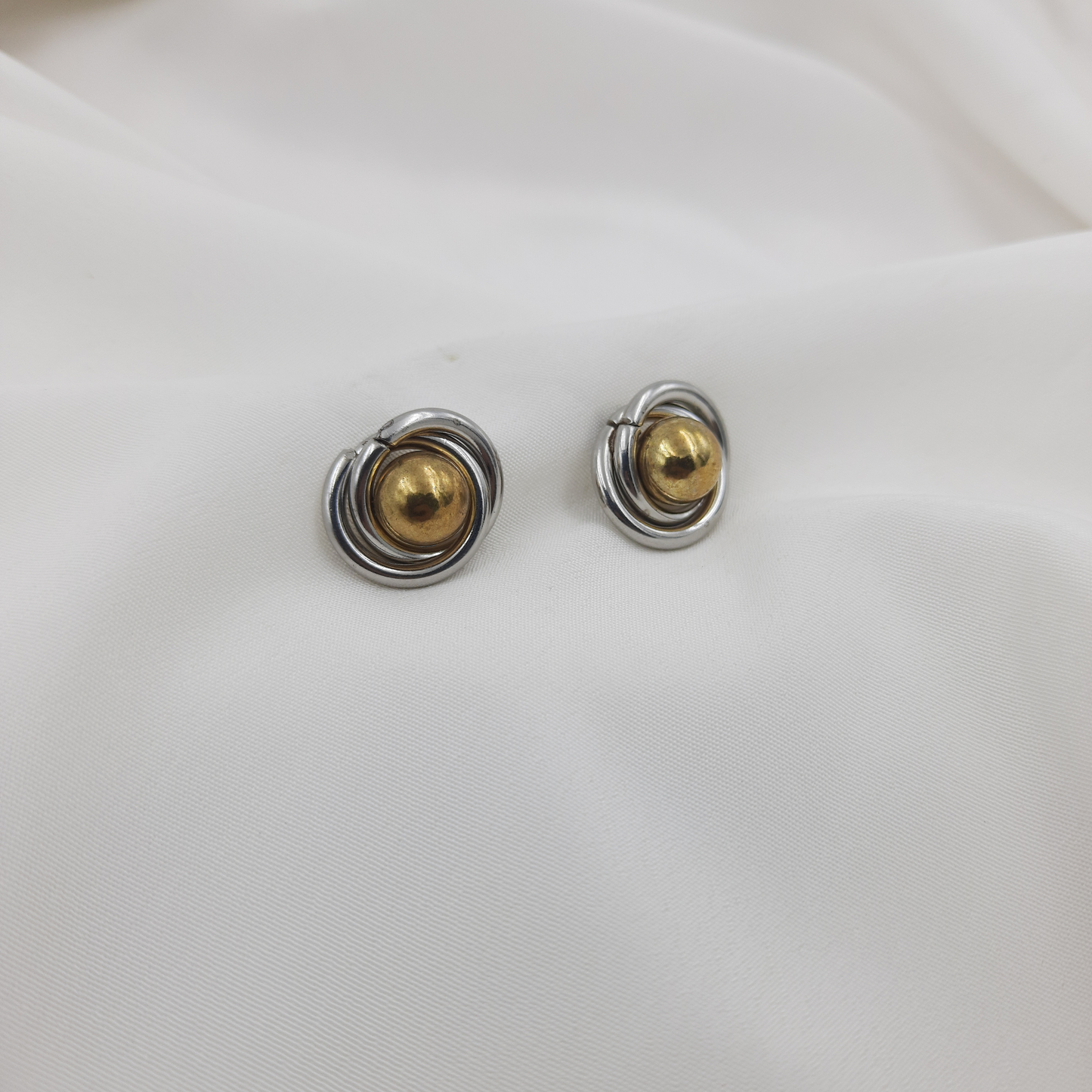 DUAL TONE SPIRAL STUD EARRING