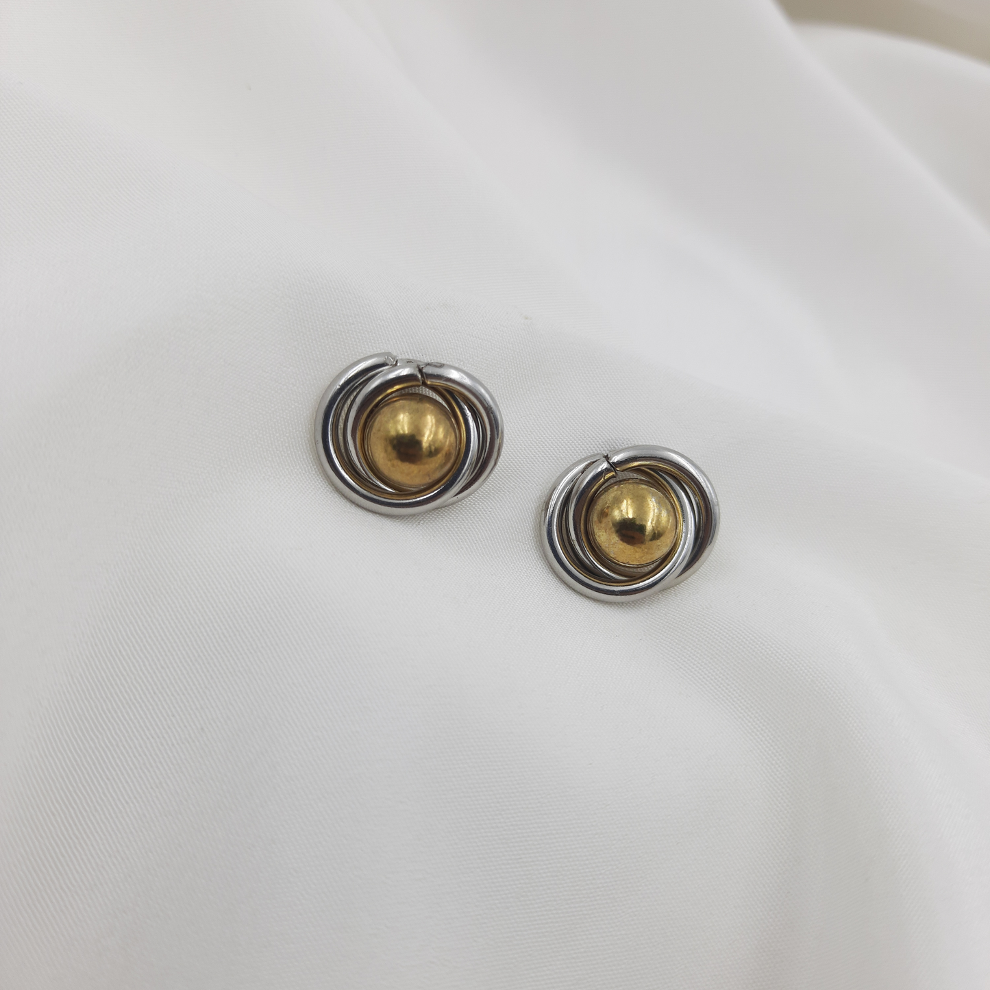 DUAL TONE SPIRAL STUD EARRING
