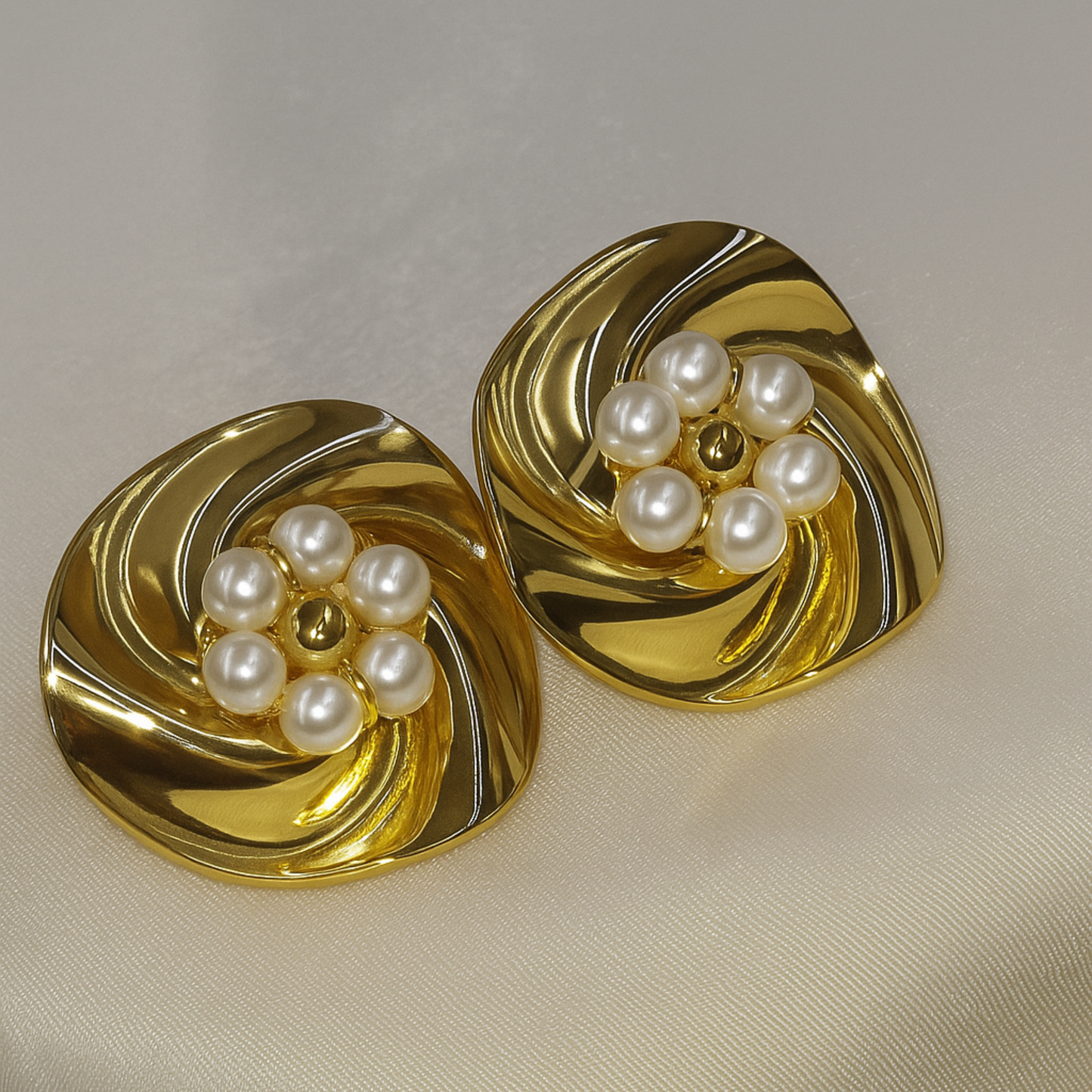 WHITE PEARL JALEBI EARRING
