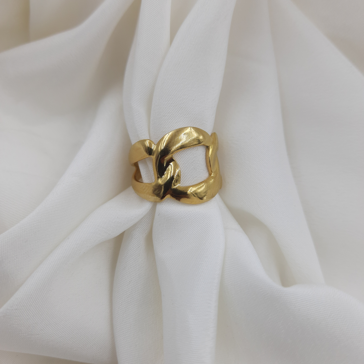 CHUNKY CHAINLINK STATEMENT RING