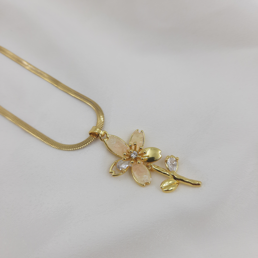 FLORAL BLOOM PENDANT NECKLACE