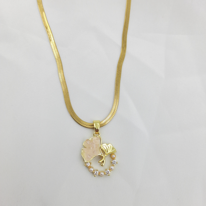 LEAF PEARL NECKLACE