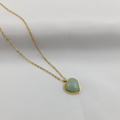 HEART PENDANT NECKLACE WITH GREEN JADE