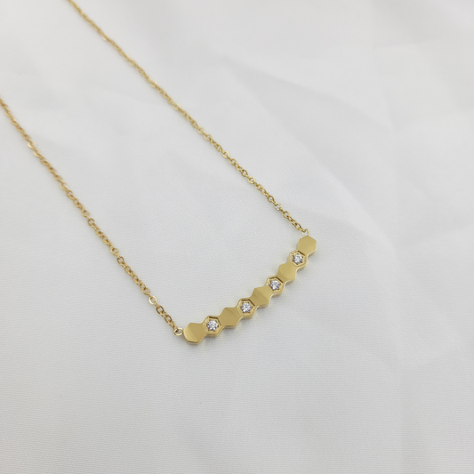 HEXAGON BAR NECKLACE