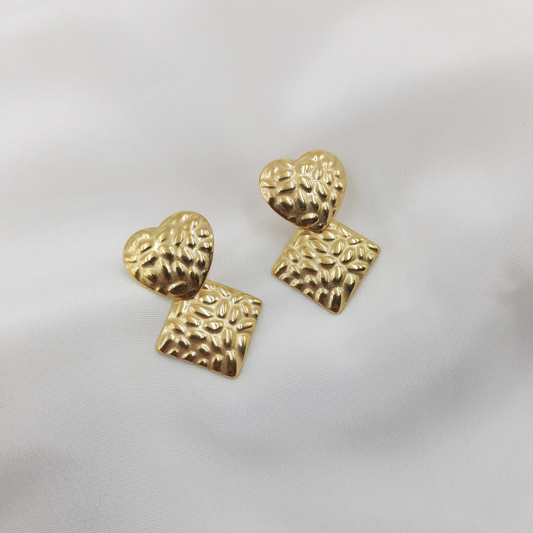 SIGNATURE SQUARE EARRING