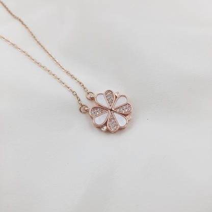 FOUR LEAF FLOWER NECKLACE