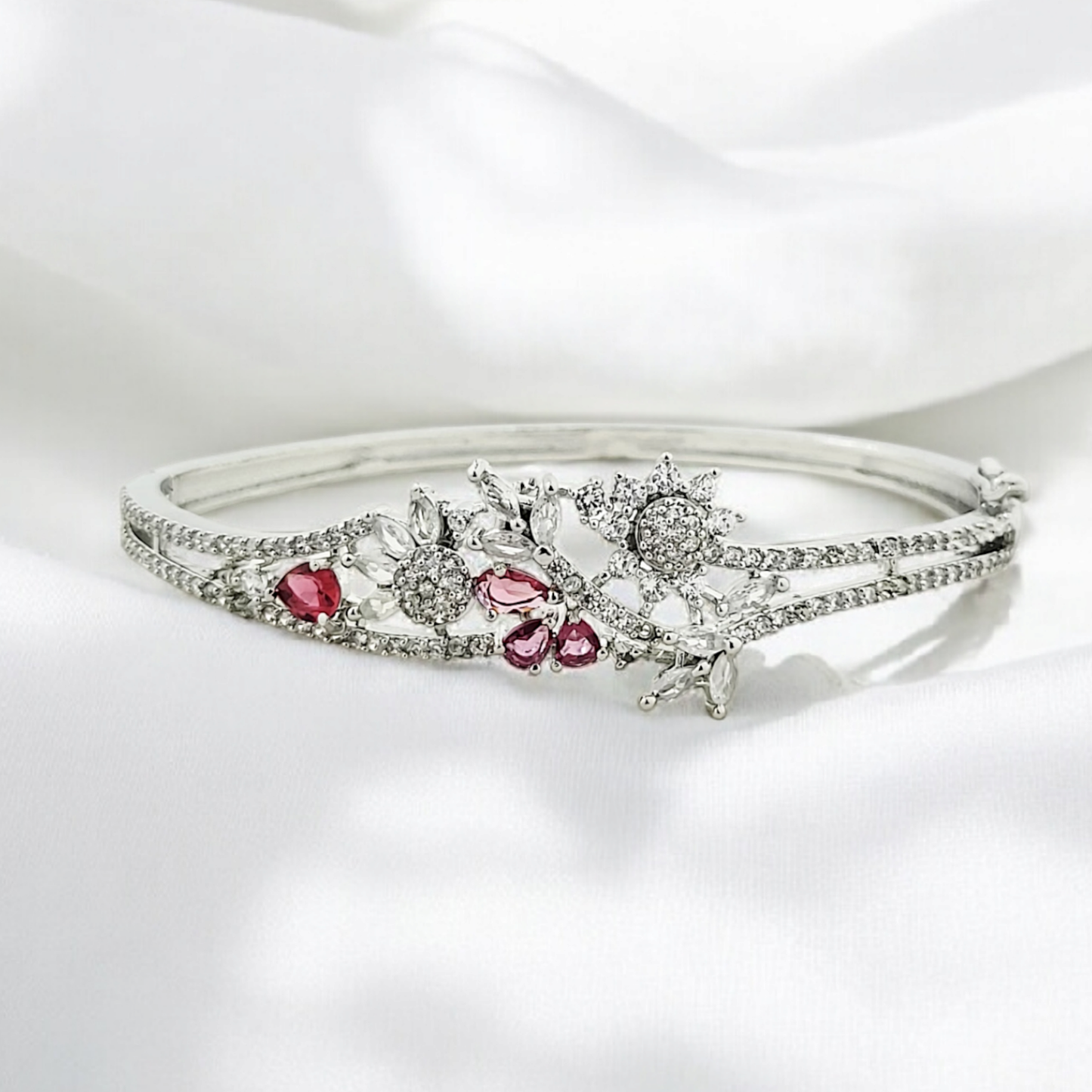 ATKT SILVER TONE FLORAL AD DIAMOND KADA
