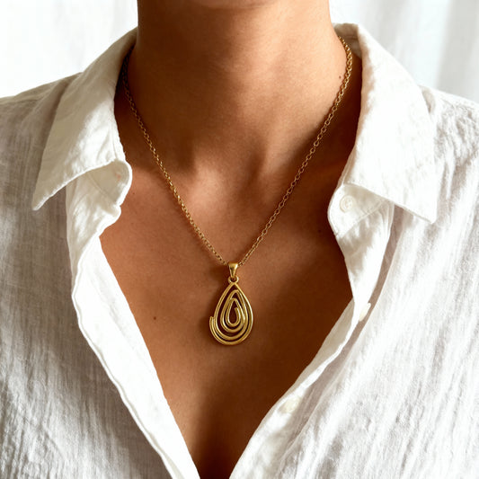 JALEBI TEARDROP NECKLACE