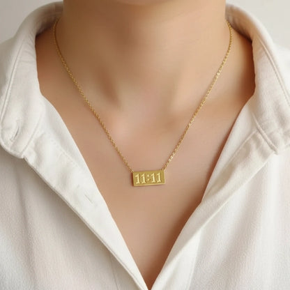 MINIMAL 11:11 PLATE NECKLACE
