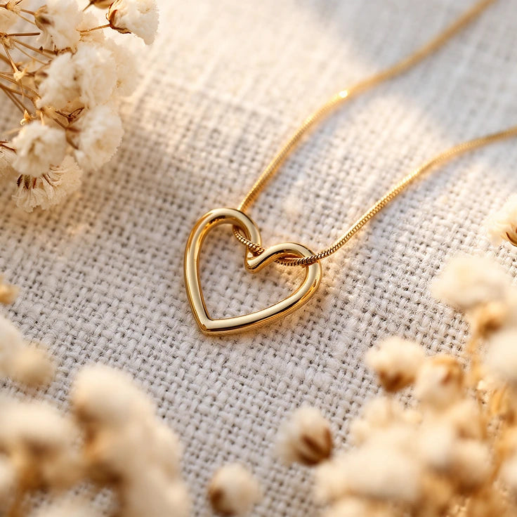 OPEN HEART PENDANT