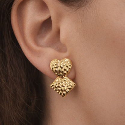 SIGNATURE SQUARE EARRING
