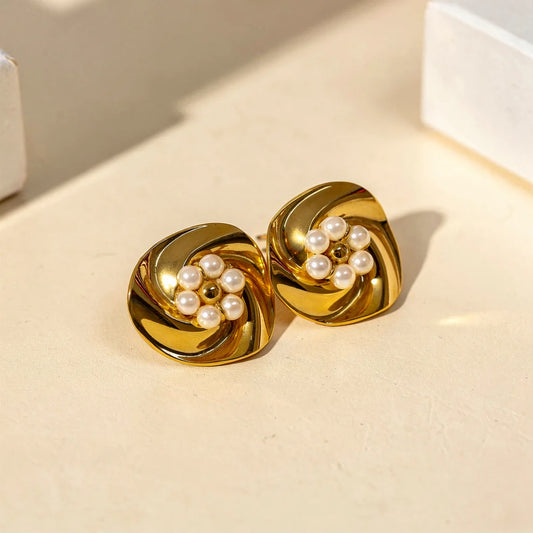 WHITE PEARL JALEBI EARRING