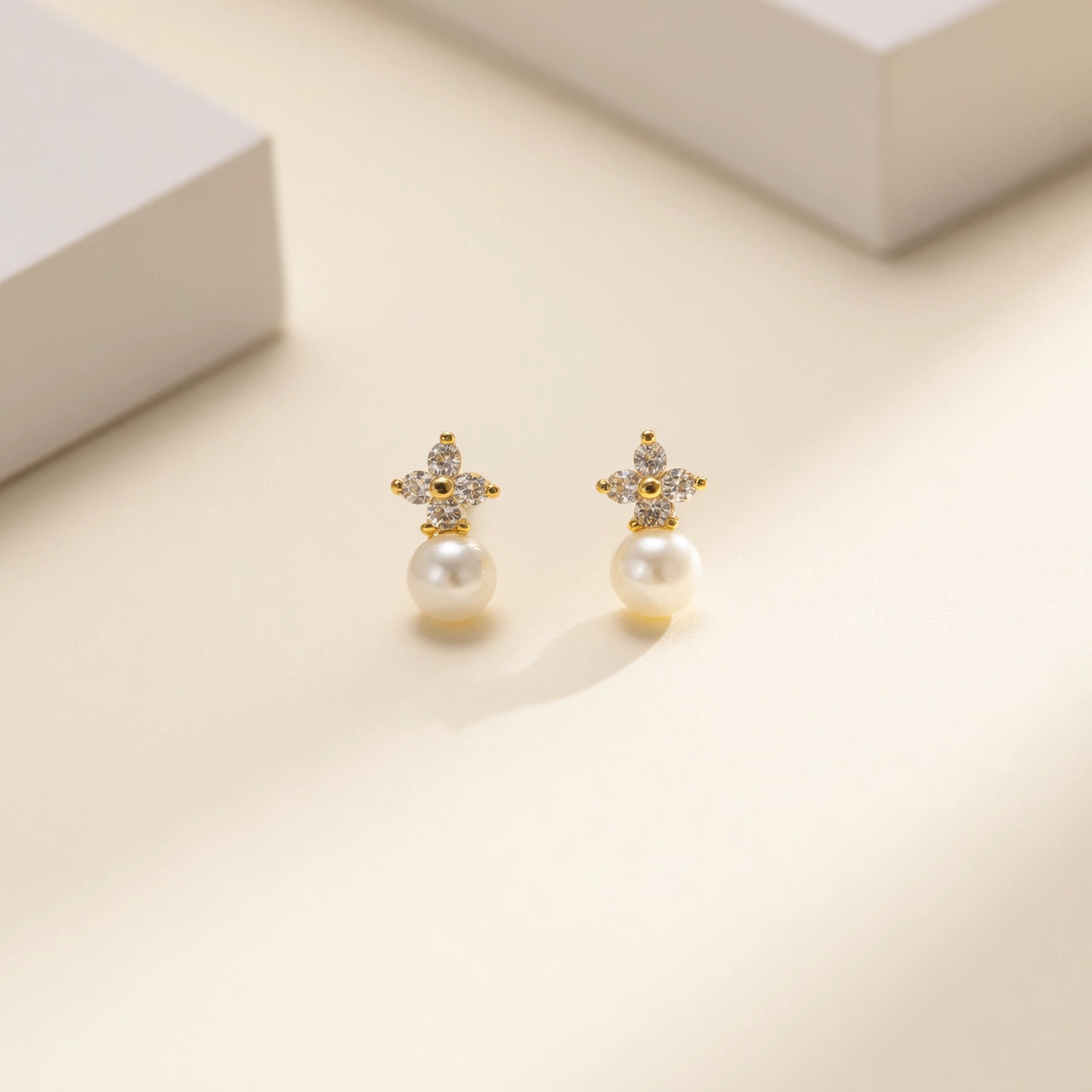 FLORAL PEARL DROP STUD EARRING