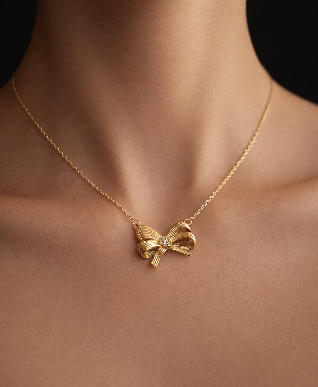 RIBBON BOW PENDANT NECKLACE