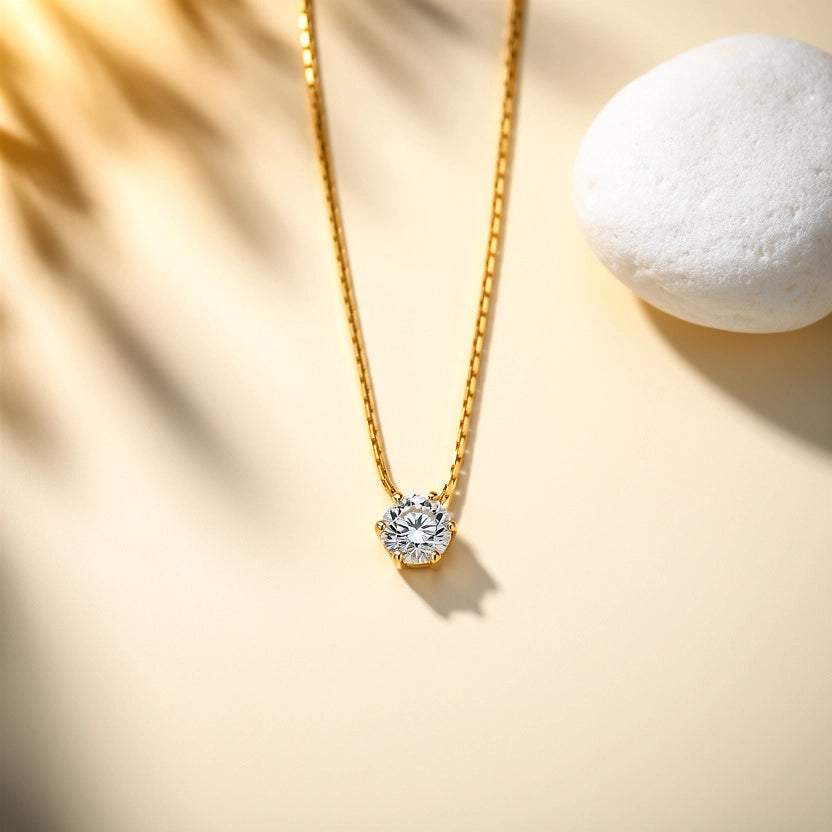 SOLITAIRE CRYSTAL NECKLACE
