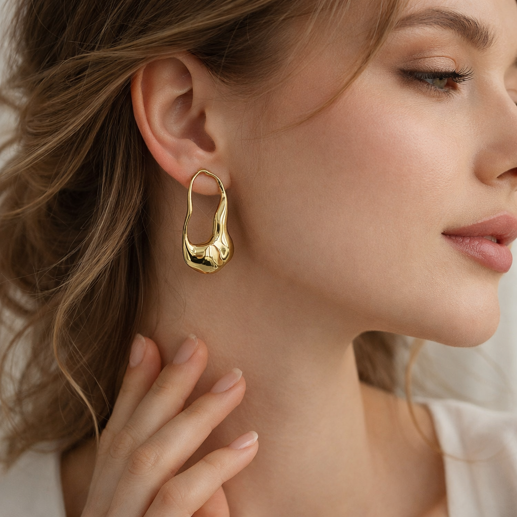 MOLTEN ABSTRACT HOOP EARRING