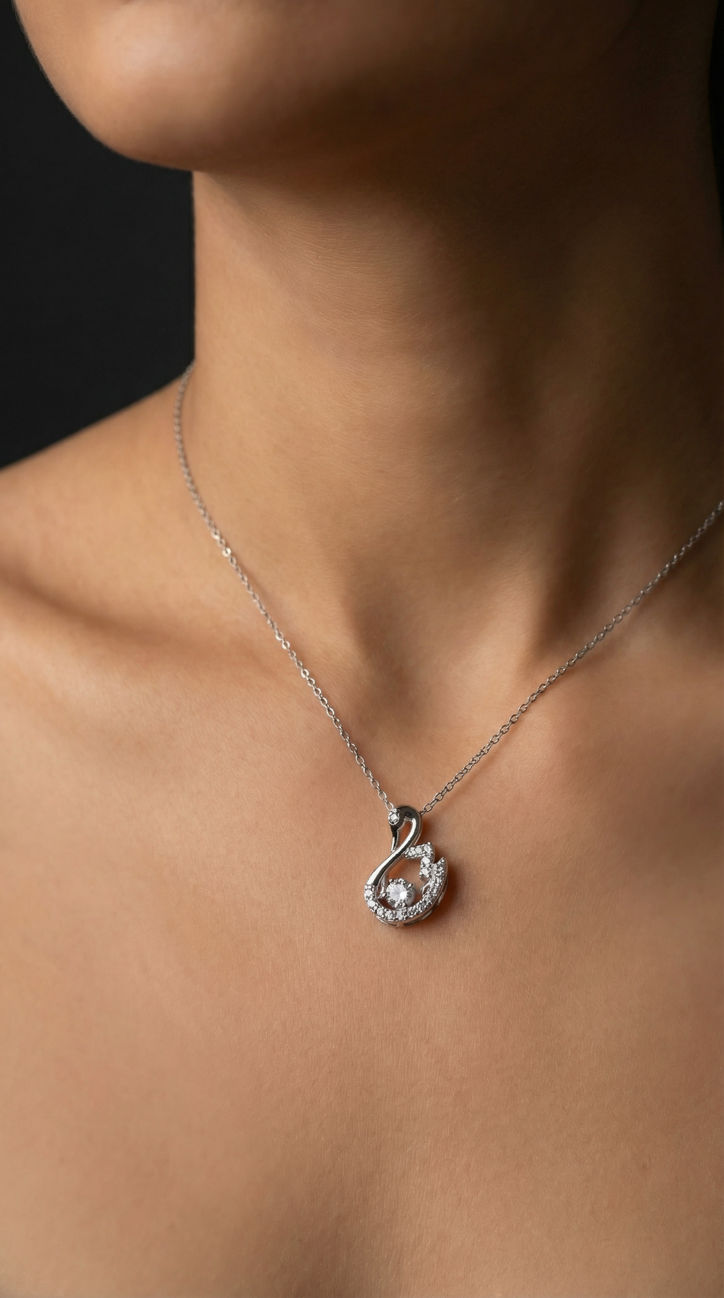 SILVER SWARN PENDANT