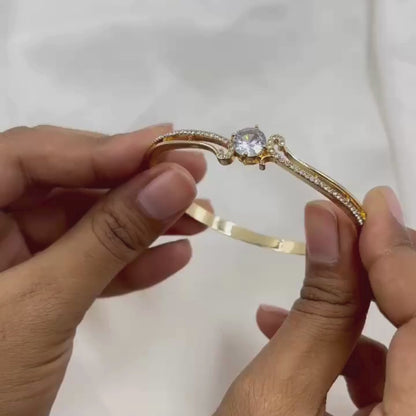 CENTER SOLITAIRE KADA BRACELET BY ATKT
