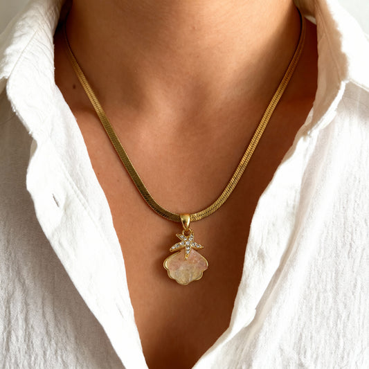 GOLD STARFISH SHELL NECKLACE